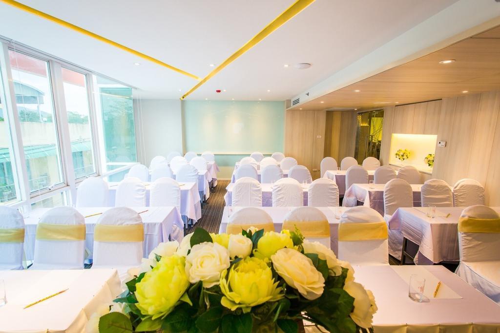 Crystal Hotel Hat Yai Exterior foto